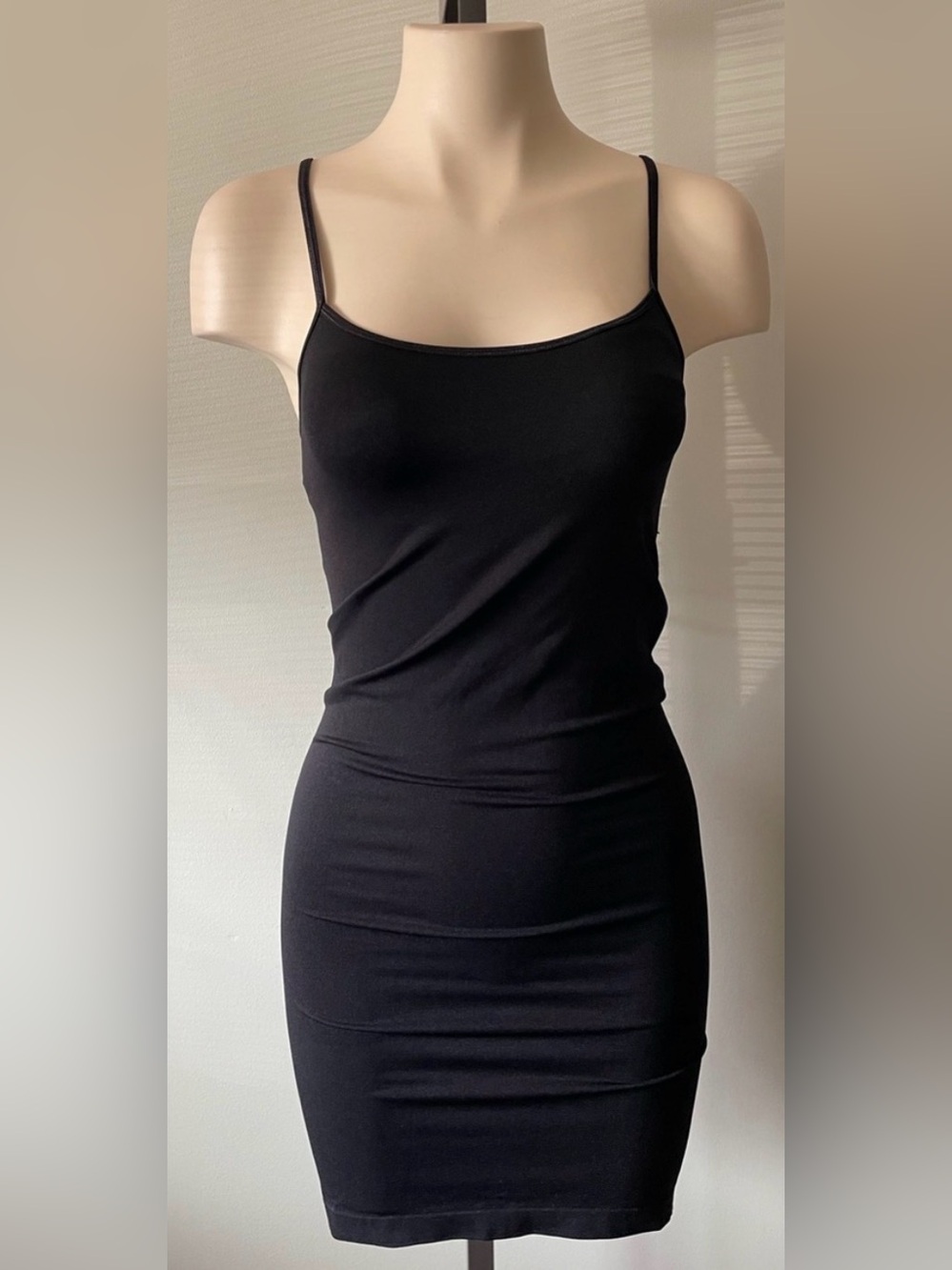 BCBGMAXARZIA- BLACK MINIMALIST SLIP DRESS W/ SHELF BRA